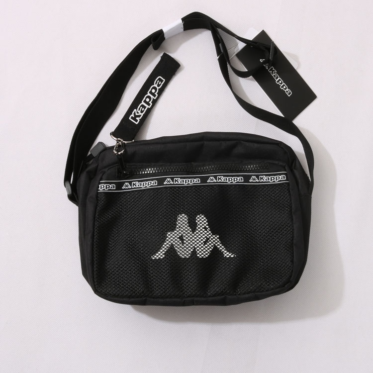 กระเป๋าสะพายข้าง Kappa