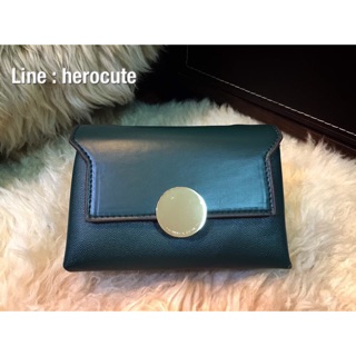 CHARLES &amp; KEITH CIRCULAR BUCKLE SLING CROSSBODY BAG ส่งฟรีEMS