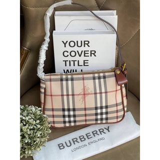 Burberry Nova Check Small Shoulder Bag Code:B12D230165  แบรนด์แท้ 100% งาน Outlet