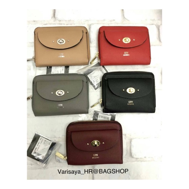 กระเป๋าสตางค์ LYN