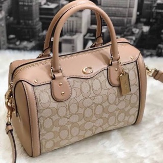 Brand : COACH IVIE BENNETT SATCHEL IN SIGNATURE JACQUARF