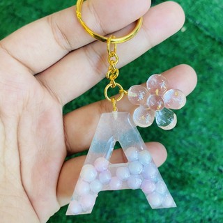 พวงกุญแจเรซิ่น ตัวอักษร A-Z bubble cute พาสเทล แต่งจี้ดอกไม้ใส