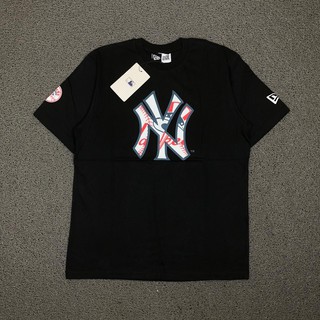 เสื้อยืดเสื้อเบสบอลพรีเมี่ยมโลโก้ NEW YORK YANKEES สีดํา