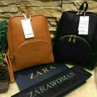 กระเป๋า ZARA สะพายทรงเป้หนังนิ่มมีสายสะพายหลัง มี2สี ดำ น้ำตาล ช้าอดหมดไวนะค่ะ