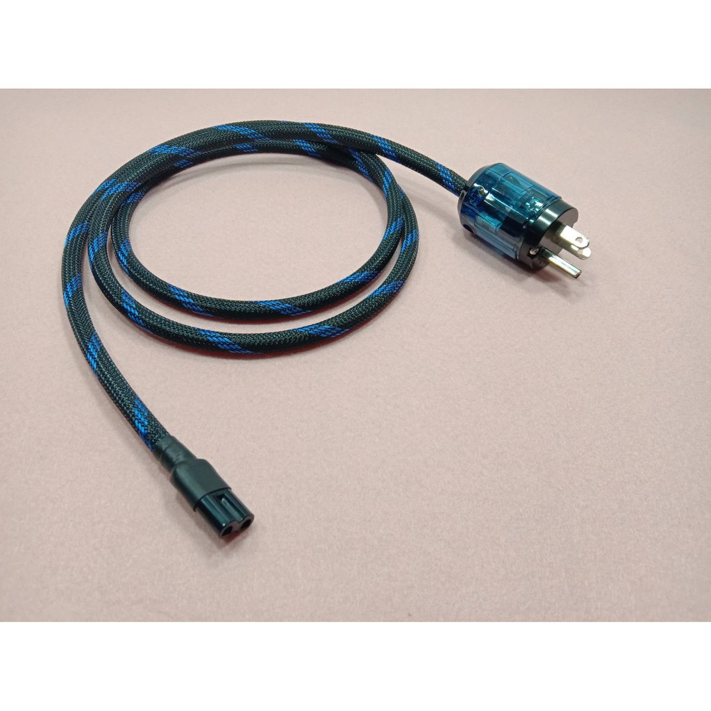 สายไฟเยอรมัน  HELUKABEL  2.5 sq mm  ท้ายเลข 8 หรือ c7 พร้อมใช้งาน สำหรับทีวี ซีดี บูลเรย ซับ