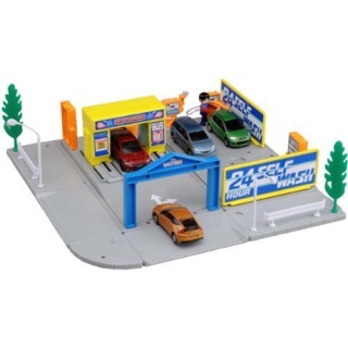 Tomica Town ศูนย์ล้างรถจำลอง