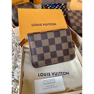 Louis Vuitton zippy coin purse dc 17