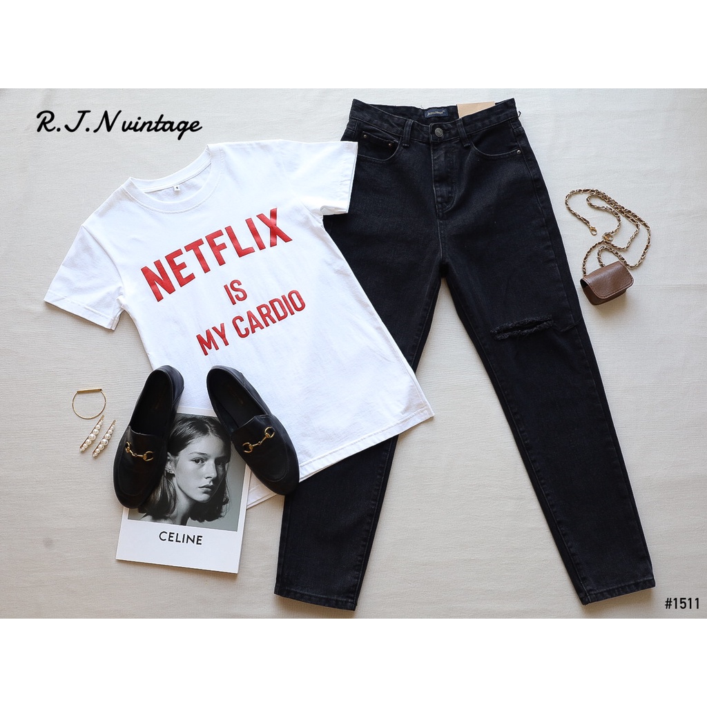 B23         เสื้อยืด