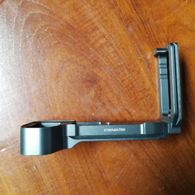ขาย Grip sony A7ll/A7lll