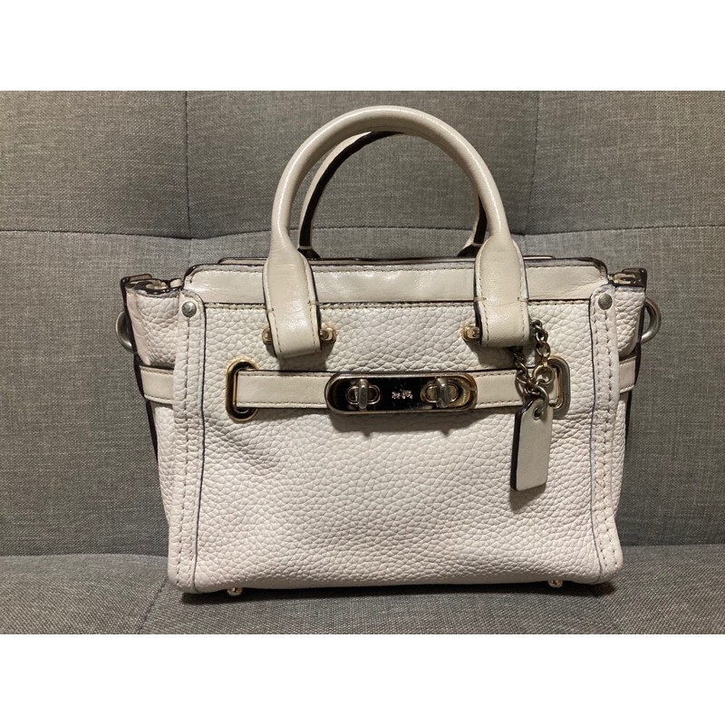 Coach swagger size 20 used bag