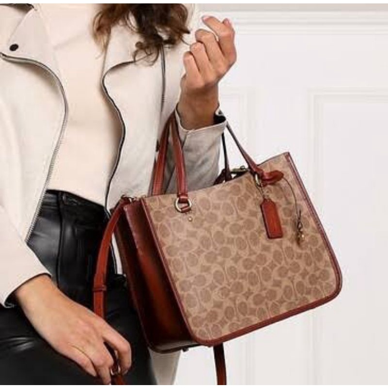 คป 🎀 (สด-ผ่อน) 11 นิ้ว C3889 / 14 นิ้ว C2591 shop TYLER CARRYALL 28 IN SIGNATURE CANVAS (B4NQ4)