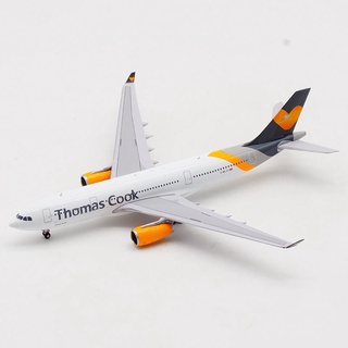 โมเดลเครื่องบิน Thomas Airlines JC ปีกโลหะผสม 1:400 Airbus A330-200 g-mljl