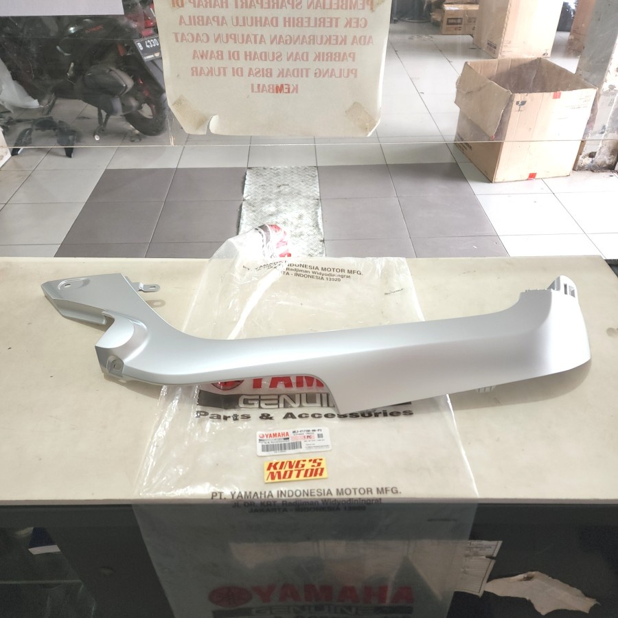 เหรียญด้านข้าง FAZZIO FAZIO SILVER RIGHT ORIGINAL YAMAHA BEJ F171M P3