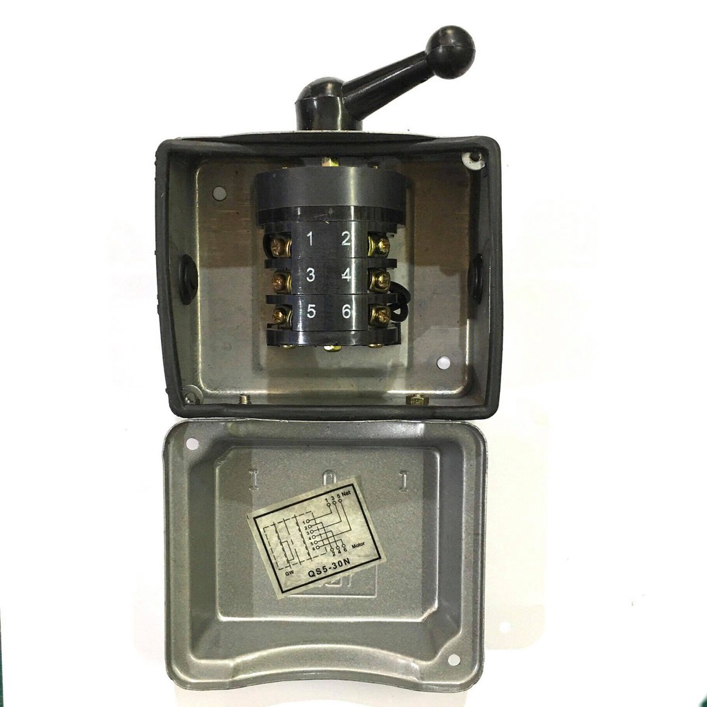 สวิทช์โยก เดินหน้า-ถอยหลัง 3P 30A 500V กล่องโลหะ CAM STARTER สวิทช์มอเตอร์ สวิทช์กลับทางหมุนมอเตอร์ จัดส่งKerry