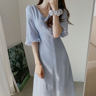 พร้อมส่ง เดรสกระโปรงยาวสีฟ้า มีสายผูกโบว์หลัง D080