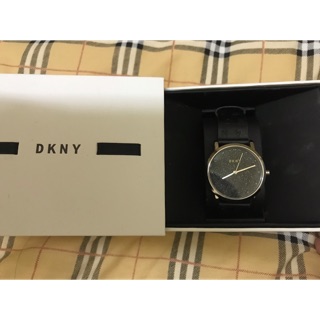 นาฬิกาข้อมือถือ DKNY 100%