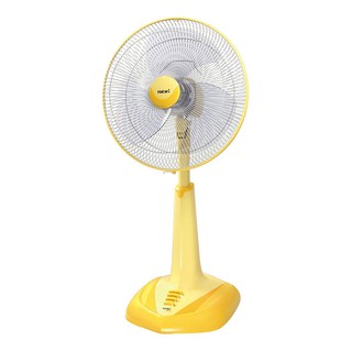 ฮาตาริ พัดลมปรับระดับ 18 นิ้ว รุ่น HE-S18M1 คละสี Hatari Adjustable Fan 18 inches Model HE-S18M1 Mixed Color