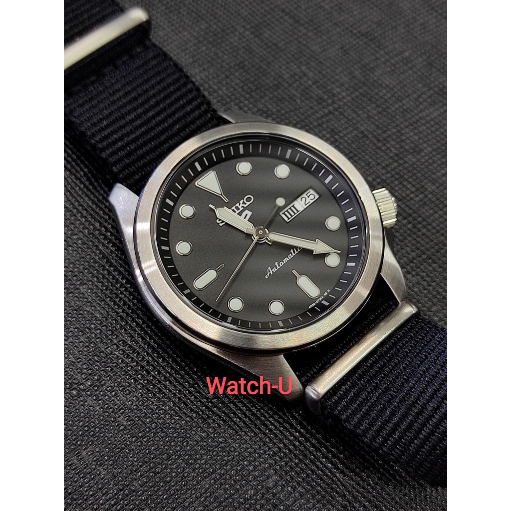 นาฬิกา SEIKO 5SPORT Automatic สายผ้า สไตล์สปอร์ต รุ่น SRPE67K1 SRPE67K SRPE67