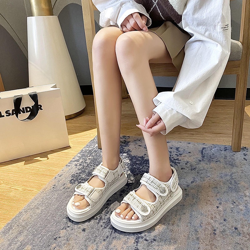 เปิดส้น รองเท้าแตะผู้หญิง ไม่ลื่น แบน รองเท้าแฟชั่นสตรี ลำลอง สไตล์เกาหลี Size35-40