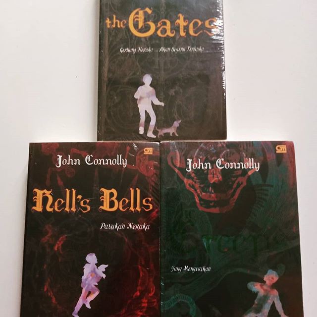 แพ็คเกจนวนิยายสยองขวัญ 3 ชิ้น Trilogy The gates 1-3 John Connolly