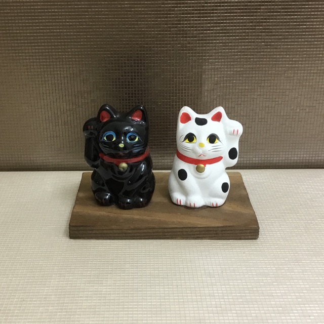 ตุ๊กตาแมวกวักญี่ปุ่น สินค้าญี่ปุ่นมือสอง