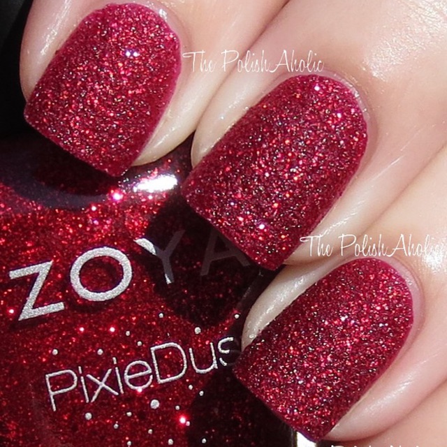 พร้อมส่ง Zoya Chyna  สีแดงจากรุ่น pixie dust เป็นกลิตเตอร์ และฟินิชแบบ sugary แม่ท แท้ 💯%