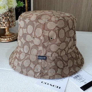 (ผ่อน0%) หมวก COACH C7982 Bucket Hat In Signature Jacquard ทรงบัคเก็ต ลายซี สีน้ำตาล