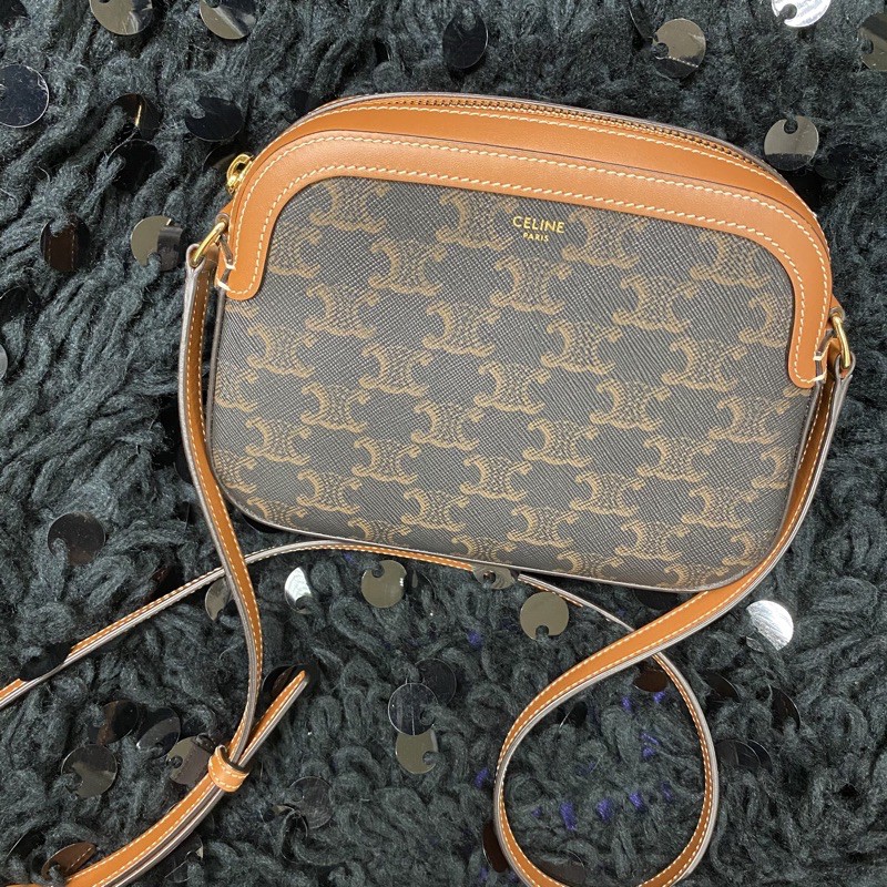 CELINE SMALL CAMERA BAG IN TRIOMPHE CANVAS Shopee Thailand