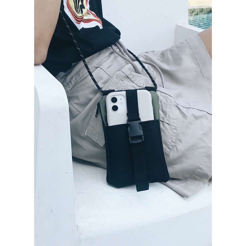 CROSSBODY PHONE BAG กระเป๋าใส่โทรศัพท์&บัตร&เงิน