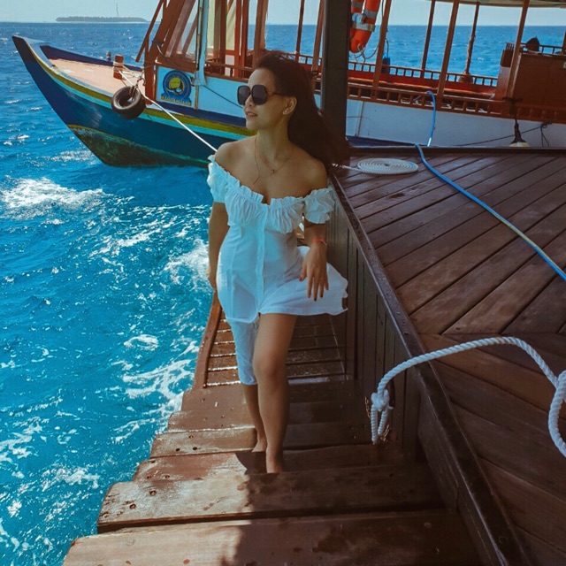 เดรสมือ2สวยๆ by kt-shop