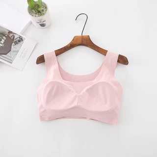 เสื้อในผู้หญิง สปอร์ตบรา รุ่นB024 เสื้อชั้นใน ผ้าลื่น เก็บทรงได้ดี เสื้อใน ผ้านุ่มสบาย