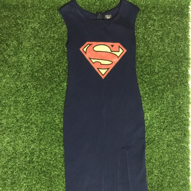 เดรสยาวสีน้ำเงิน ลายสกรีนซูเปอร์แมนแน่น ทรงเข้ารูปยาว ผ้ายืด ผ้าข้างหน้า ใส่สบาย มือ2 สภาพดี ป้ายONT