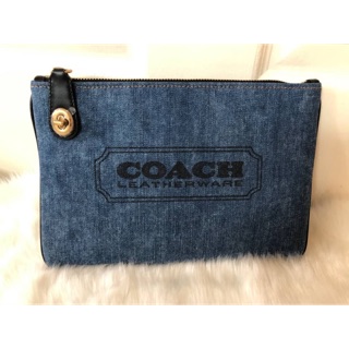 🐳🐬✨พร้อมส่งค่ะ กระเป๋า Coach งานช็อปผ้ายีนส์ มีซิปเก๋ๆตรงที่มีตัวล็อค