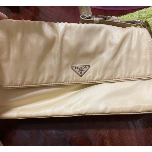 Prada มือสอง เเท้100%