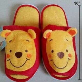 ลิขสิทธิ์แท้ รองเท้าอยู่บ้าน slipper ลาย Pooh พูห์ ขนาด 10 นิ้ว