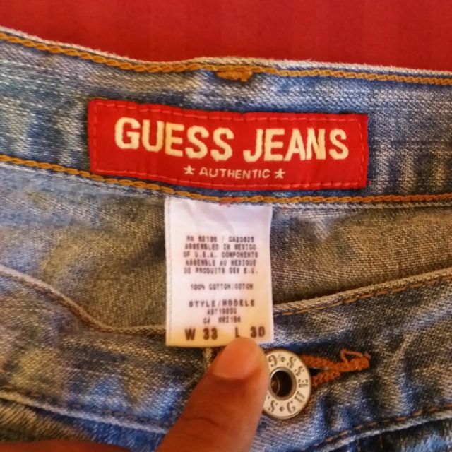 กางเกาขาสั้น GUESS JEANS