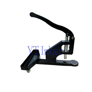 เครื่อง​เจาะ​ตา​ไก่​ สีดำ /ตา​ไก่