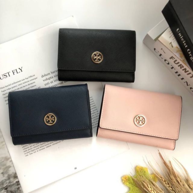 TORY BURCH ROBINSON MEDIUM WALLET เปิด - ปิดกระเป๋าด้วยกระดุม | Shopee  Thailand