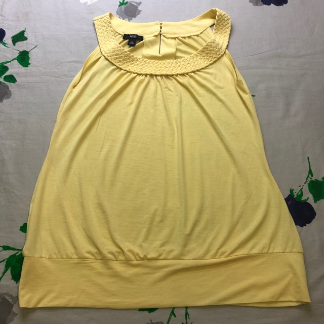 เสื้อยืดใต้วงแขนสีเหลือง AGB ปุ่มคอไขว้ด้านหลังคอ - ไซส์ XL