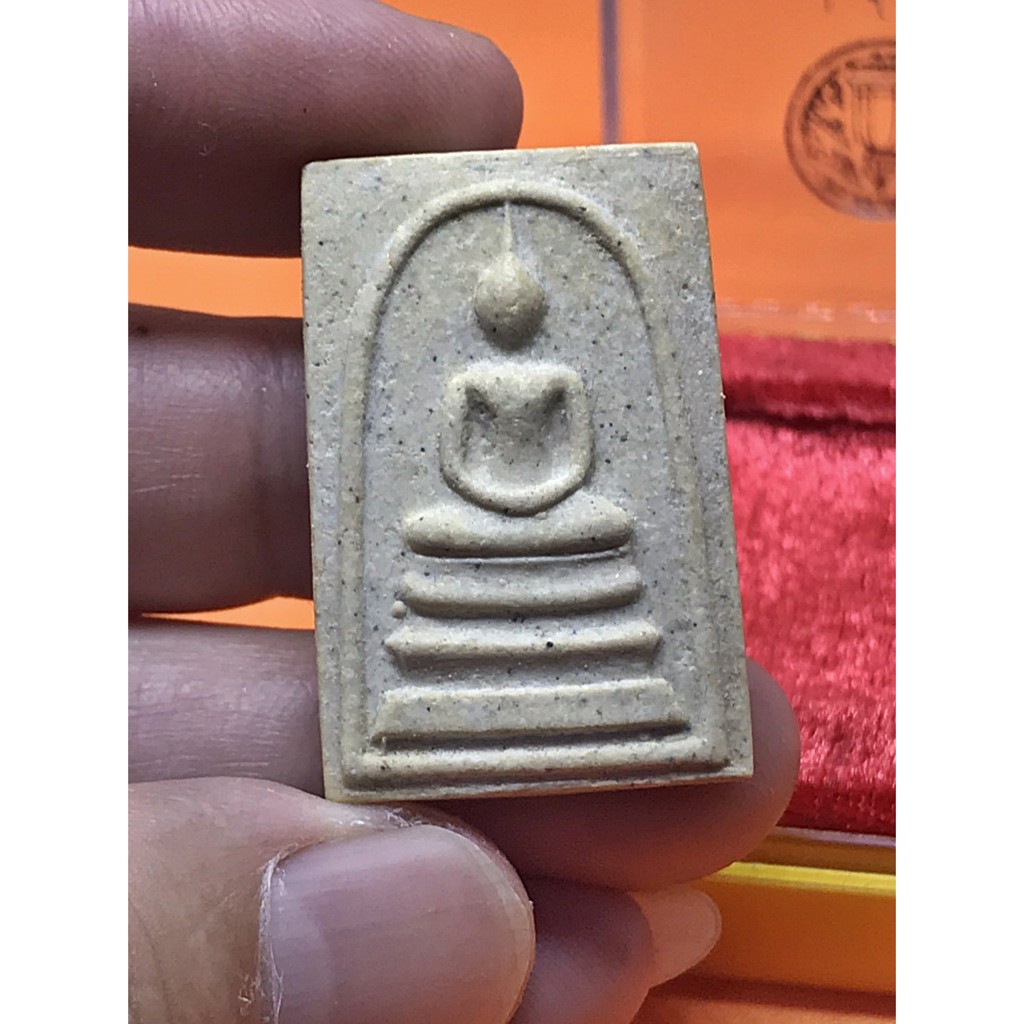 สมเด็จวัดระฆัง122 ปี พิมพ์ทรงนิยม ไข่จุด ปี37 พร้อมกล่องเดิม เนื้อผง พระสมเด็จวัดระฆังรุ่นอนุสรณ์ สม