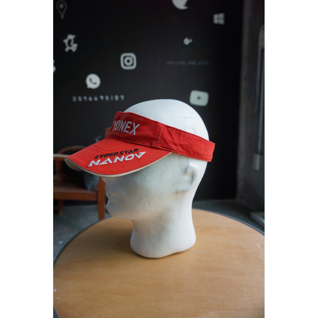 หมวก sunvisor แบรนด์ YONEX แท้ สีแดง มือสอง สภาพดี ตำหนิ สินค้าจากญี่ปุ่น