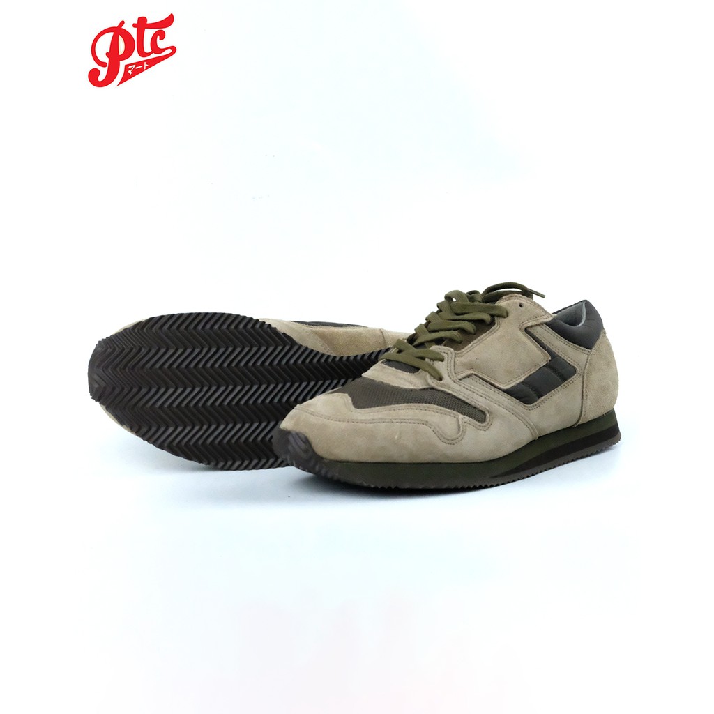 รองเท้าผ้าใบ REPRODUCTION OF FOUND / 1990s British Trainer 1800F