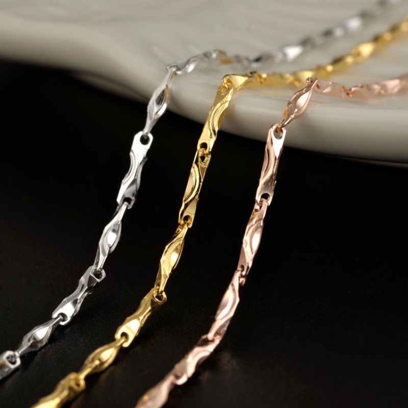 โซ่ทอง 18k 925 เงิน Rose-Gold สร้อยคอ 1.0 มม.ลิ่มโซ่ความยาวที่แตกต่างกัน 18K Gold เครื่องประดับแฟชั่นที่เรียบง่าย