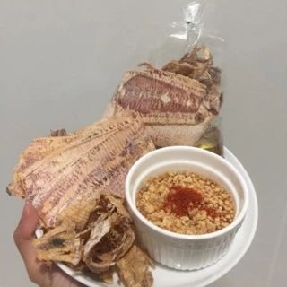 ปลาหมึกบด รถเข็นโบราณ ย่างเตาถ่านบดมือ (7ตัวใหญ่) น้ำจิ้มสูตรเฉพาะร้าน อร่อยเข้มข้น รับประกันค่ะ