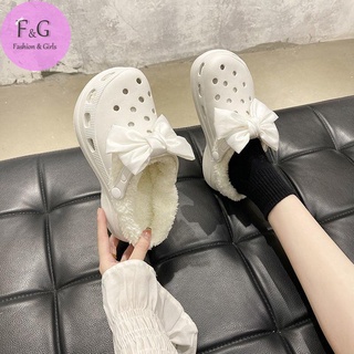 💦Warm-keeping❄รองเท้าทรงครอส Crocs รองเท้าแตะแบบสวมหัวโต ติดโบว์น่ารัก มีสายรัดส้นใส่แล้วหรูหรามากจ้า💦