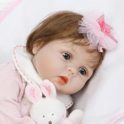 1.3 กิโลกรัมแฮนด์เมดยังมีชีวิตอยู่ไวนิลเด็กตุ๊กตาทารกแรกเกิด 22 นิ้วซิลิโคนอ่อนนุ่ม Reborn ตุ๊กตาเด็กทารก