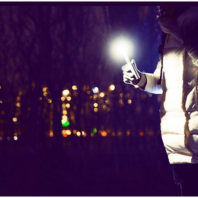 หลอดไฟ LED Mini แบบพกพา Bright light 8 ดวง ใช้งานกับ Poer bank หรือ Computer