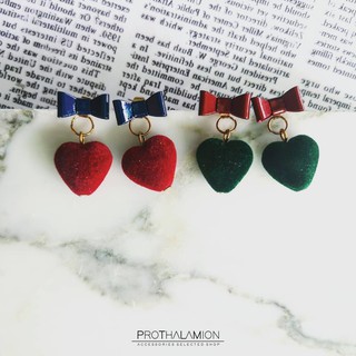 Korea Ribbon Red Green Heart Cute Earrings : ต่างหู ตุ้มหู เกาหลี รูป หัวใจ กำมะหยี่ สีแดง เขียว น่ารัก