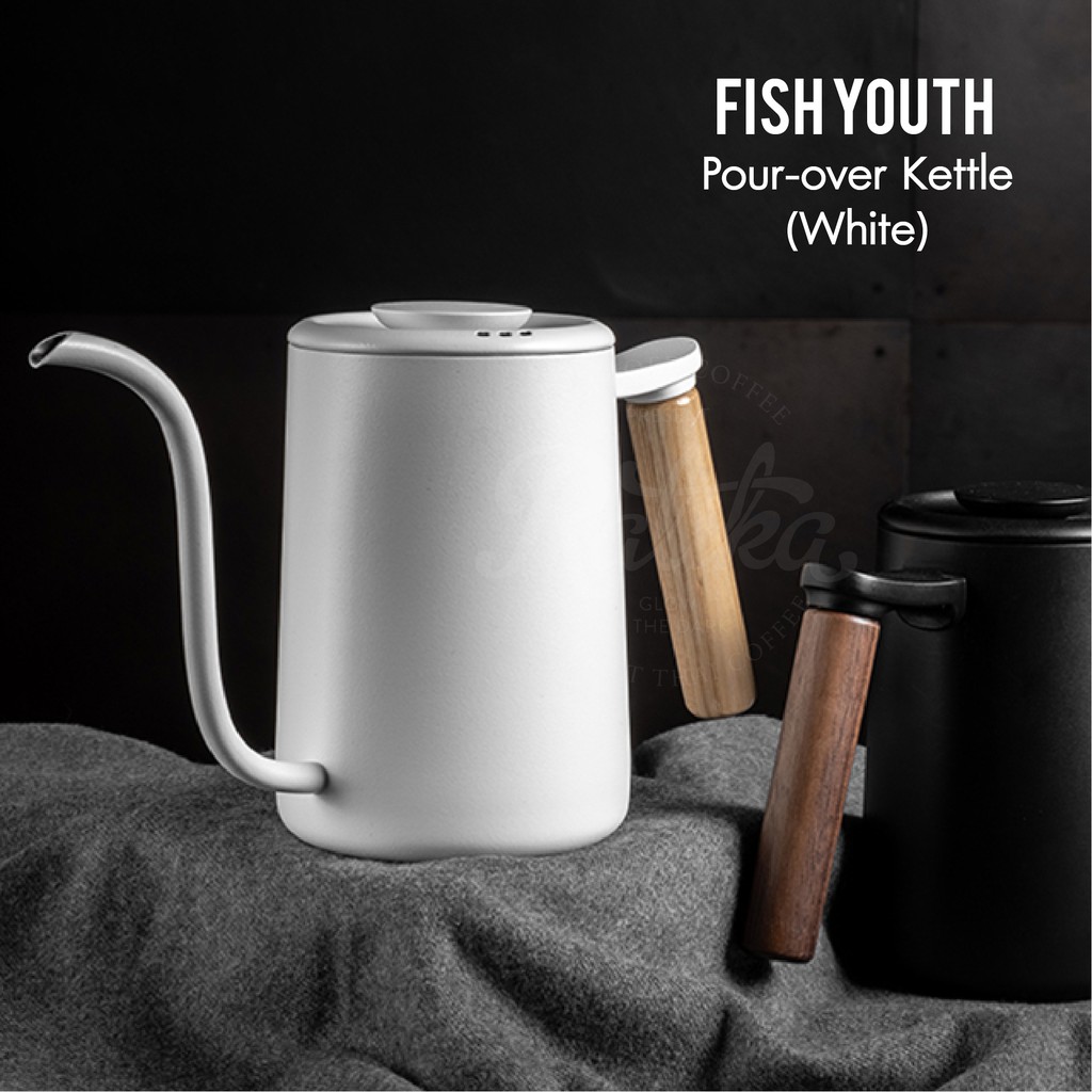 Ratika | Time More Fish Youth Pour-Over Kettle 700 ml : Black / White