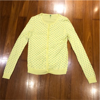 Benetton cardigan yellow size S น่ารักมาก polka dot